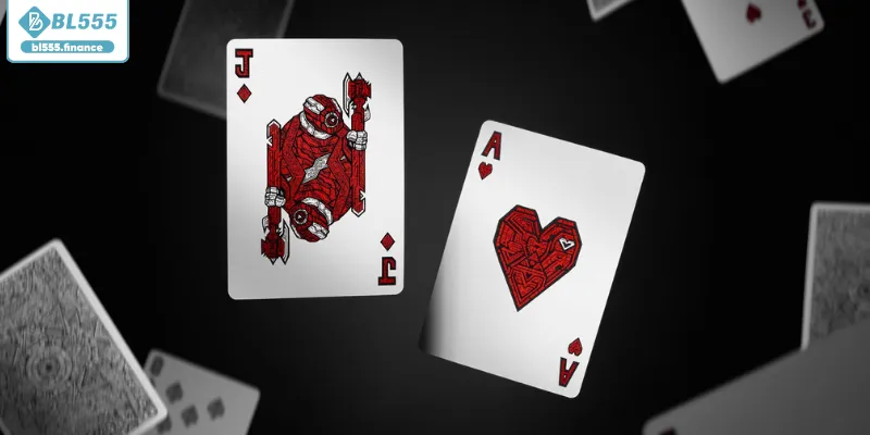 Kỹ năng đánh giá bài đối thủ cực kỳ chuẩn xác